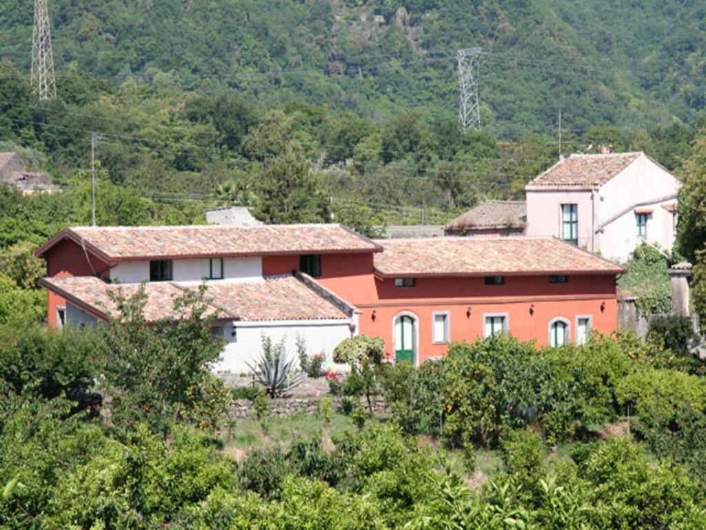 Baglio Delle Rose Bed and Breakfast Giarre Eksteriør billede